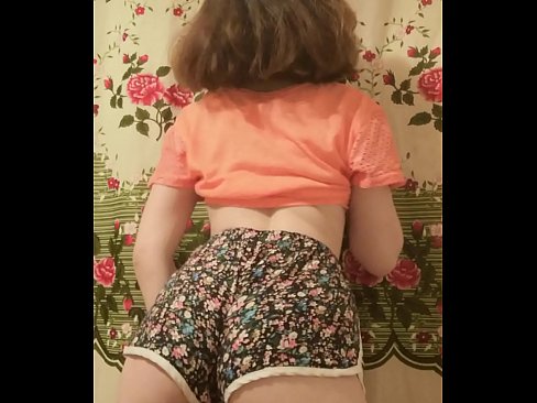❤️ Nena jove sexy despullant-se els pantalons curts davant la càmera Porno vk a nosaltres ca.passionfeverspot.ru ❌️