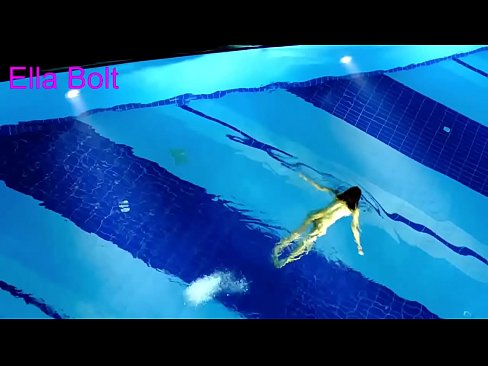 ❤️ No puc parar de mirar-la, jove rossa presa nedant nua a la piscina del complex ELLA BOLT Porno vk a nosaltres ca.passionfeverspot.ru ❌️